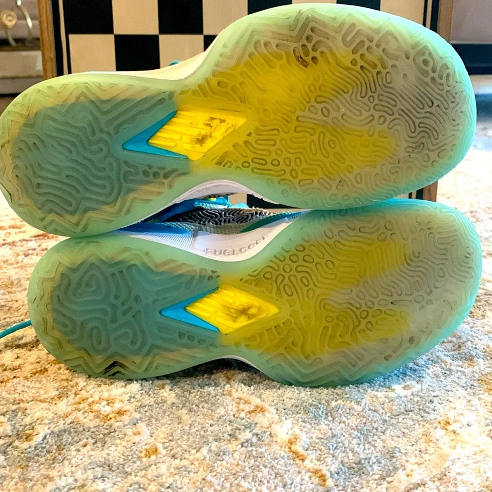 Kawhi 1 Moreno Valley size 6 - Picture 4 of 4